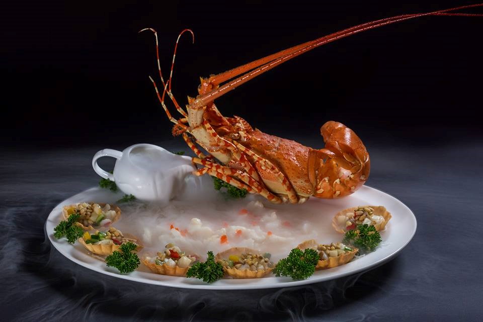 Vui[-]tiệc[-]cuối[-]năm[-]với[-]nhiều[-]ưu[-]đãi[-]lớn[-]tại[-]nhà[-]hàng[-]Hải[-]Cảng[-]Novotel[-]Đà[-]Nẵng